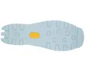 La suela Vibram, con su icónico logo amarillo, garantiza tracción y durabilidad en cualquier aventura.